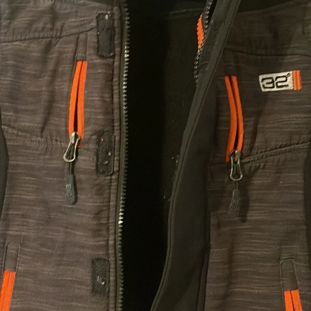 32 degrees jacket size 4 orange and black